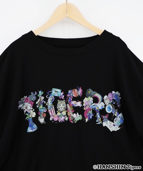 ScoLar(スカラー)の「462027:阪神タイガース×ScoLar ロゴ柄Tシャツ(Tシャツ/カットソー・レディース・オフホワイト/ブラック・L/M)」の8枚目の写真