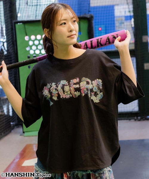 ScoLar(スカラー)の「462027:阪神タイガース×ScoLar ロゴ柄Tシャツ(Tシャツ/カットソー・レディース・オフホワイト/ブラック・L/M)」の17枚目の写真