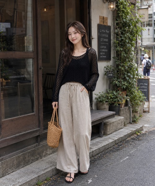 KONVINI(コンビニ)の「【KONVINI select】メッシュ編み シアーニットトップス 透かし編み レイヤードニット(ニット/セーター・レディース・ブラック/ブラウン/イエロー/ベージュ・FREE)」の10枚目の写真
