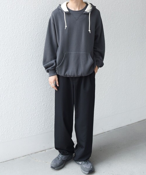 Russell Athletic(ラッセルアスレティック)の「【SHIPS any別注】RUSSELL ATHLETIC: ワンポイント ロゴ 裏起毛 プルオーバー パーカー◇(パーカー・メンズ・ブラウン/ネイビー/チャコールグレー・MEDIUM/LARGE/X-LARGE)」の9枚目の写真