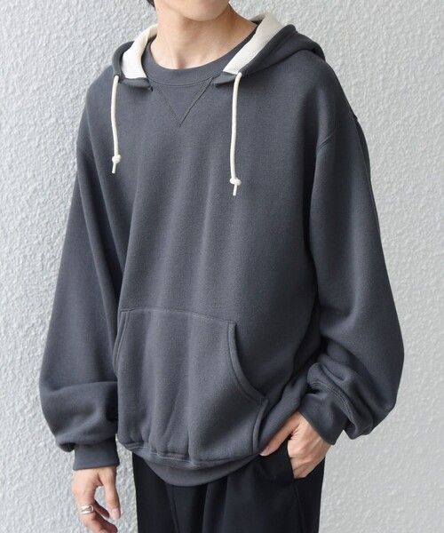 Russell Athletic(ラッセルアスレティック)の「【SHIPS any別注】RUSSELL ATHLETIC: ワンポイント ロゴ 裏起毛 プルオーバー パーカー◇(パーカー・メンズ・ブラウン/ネイビー/チャコールグレー・MEDIUM/LARGE/X-LARGE)」の12枚目の写真