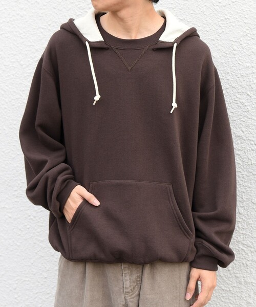 Russell Athletic(ラッセルアスレティック)の「【SHIPS any別注】RUSSELL ATHLETIC: ワンポイント ロゴ 裏起毛 プルオーバー パーカー◇(パーカー・メンズ・ブラウン/ネイビー/チャコールグレー・MEDIUM/LARGE/X-LARGE)」の17枚目の写真