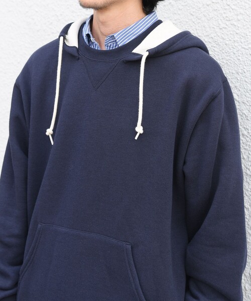 Russell Athletic(ラッセルアスレティック)の「【SHIPS any別注】RUSSELL ATHLETIC: ワンポイント ロゴ 裏起毛 プルオーバー パーカー◇(パーカー・メンズ・ブラウン/ネイビー/チャコールグレー・MEDIUM/LARGE/X-LARGE)」の5枚目の写真