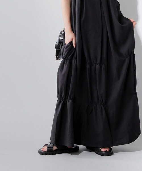 antiqua(アンティカ)の「Aライン ティアード キャミワンピース(ワンピース・レディース・ブラック・ONESIZE)」の5枚目の写真