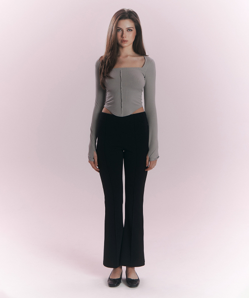 PLEASENOFOLLOW（プリーズノーフォロー）の「New Flare high-rise Leggings (Black)（スウェットパンツ・レディース・その他・SMALL/MEDIUM）」の2枚目の写真