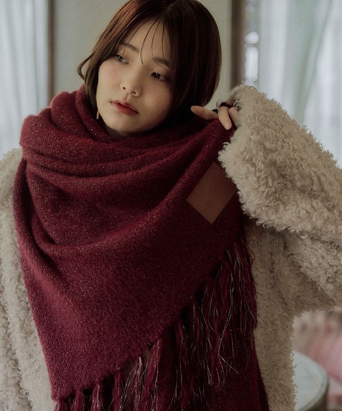 mideal(マイディール)の「original glitter shaggy muffler / オリジナルグリッターシャギーマフラー(マフラー・レディース・ボルドー/ブラウン/アイボリー・FREE)」の12枚目の写真