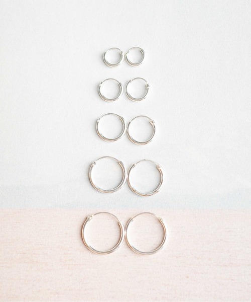 Chick（チック）の「【es】silver925 プレーンピアス（ピアス（両耳用）・メンズ・シルバー・MEDIUM/SMALL/X-SMALL/X-LARGE/LARGE）」の5枚目の写真
