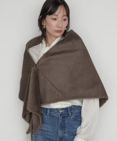 【タグ付き未使用】ビアズリー♡ムートンリバーシブルストール LOUNGEDRESS（ラウンジドレス）の「フェイクムートンリバーシブル