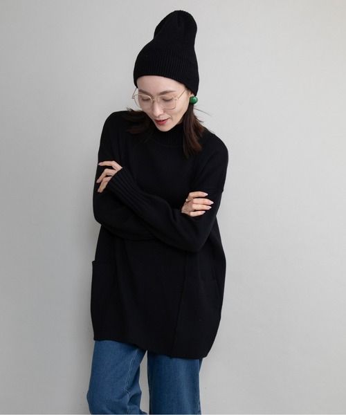 lodie(ロディ)の「ハイネック サイドポケット ロングニット(ニット/セーター・レディース・ブラック/レッド/グレー/ベージュ/グリーン/ブルー・FREE)」の1枚目の写真