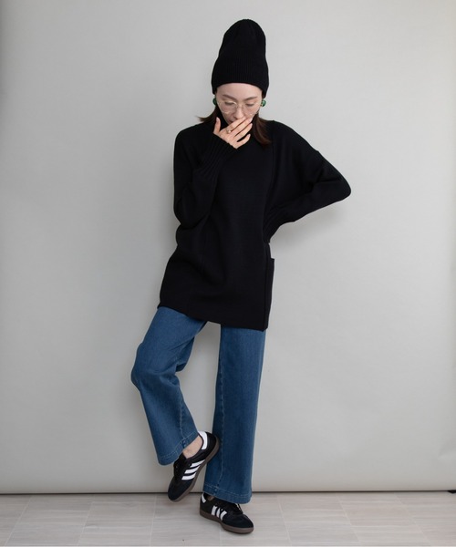 lodie(ロディ)の「ハイネック サイドポケット ロングニット(ニット/セーター・レディース・ブラック/レッド/グレー/ベージュ/グリーン/ブルー・FREE)」の9枚目の写真