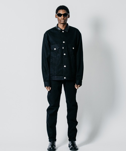 CRIMIE（クライミー）の「BORN FREE TAPERED AUTHENTIC SELVEDGE ONE WASH JEANS - BLACK MADE IN JAPAN（デニムパンツ・メンズ・ブラック・XXL/XL/L/M/S）」の2枚目の写真