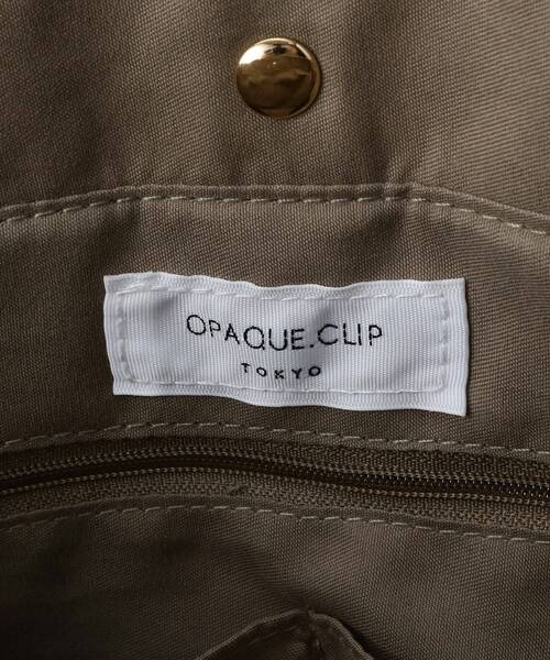 OPAQUE.CLIP（オペークドットクリップ）の「【3層仕様／マルチポケット／A4対応】デイリーパフBIGトートバッグ（トートバッグ・レディース・ブラック/ベージュ・00）」の9枚目の写真