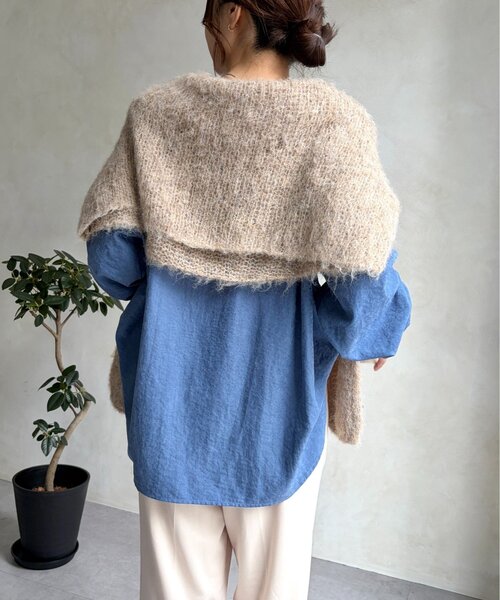 Jena espace merveilleux(ジェナ エスパスメルヴェイユ)の「ピーチスキンノーカラーシャツ(シャツ/ブラウス・レディース・ベージュ/ブルー/ブラック・FREE)」の11枚目の写真
