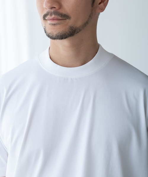 phiten（ファイテン）の「【phiten × BTZ TOKYO】軽量・通気 モックネック半袖Tシャツ（Tシャツ/カットソー・メンズ・チャコールグレー/ブラック/ホワイト・3L/S/M/LL/L）」の10枚目の写真