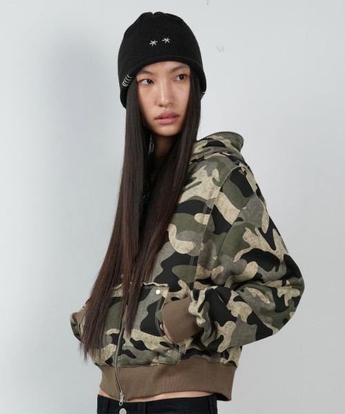 THEVINYLHOUSE(ザバイニルハウス)の「STUDDED FULL ZIP-UP HOODIE (W) CAMO(パーカー・レディース・その他・FREE)」の2枚目の写真