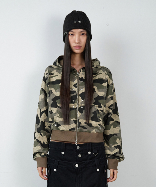 THEVINYLHOUSE(ザバイニルハウス)の「STUDDED FULL ZIP-UP HOODIE (W) CAMO(パーカー・レディース・その他・FREE)」の3枚目の写真