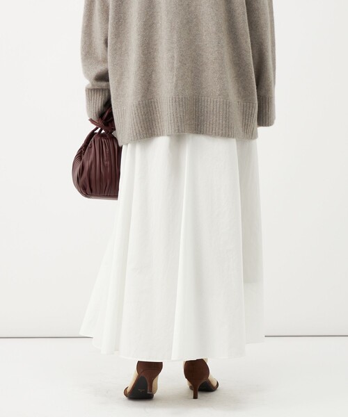 NOLLEY’S(ノーリーズ)の「《UVカット、速乾性、接触冷感》ウォッシャブルヴィンテージタフタマチ入りマキシスカート(スカート・レディース・ホワイト/ブラック・1/2)」の12枚目の写真