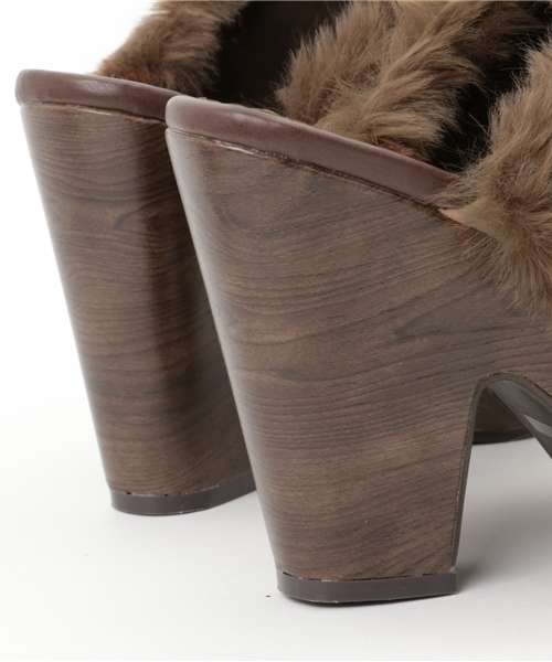 laboratory work(ラボラトリーワーク)の「もこもこファーサボ(その他シューズ・レディース・ブルー/チャコール/モカ・LARGE/MEDIUM)」の4枚目の写真