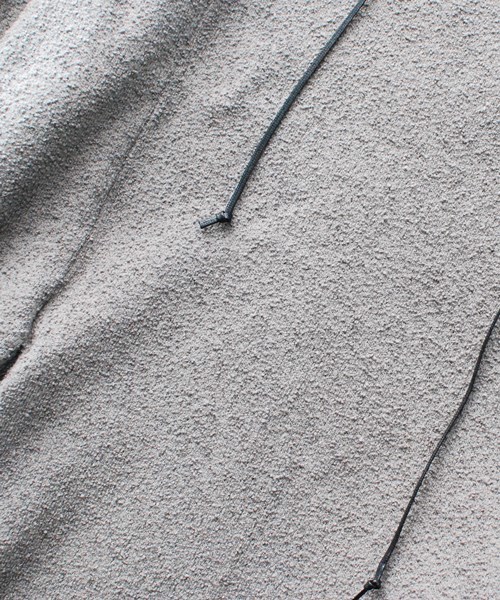 OURET（オーレット）の「C/N BOUCLE CREPE STITCH DOLMAN SLEEVE HOOD PULLOVER（パーカー・メンズ・ホワイト系その他/グレー/ブラック・1/2/3）」の22枚目の写真