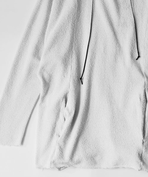OURET（オーレット）の「C/N BOUCLE CREPE STITCH DOLMAN SLEEVE HOOD PULLOVER（パーカー・メンズ・ホワイト系その他/グレー/ブラック・1/2/3）」の6枚目の写真