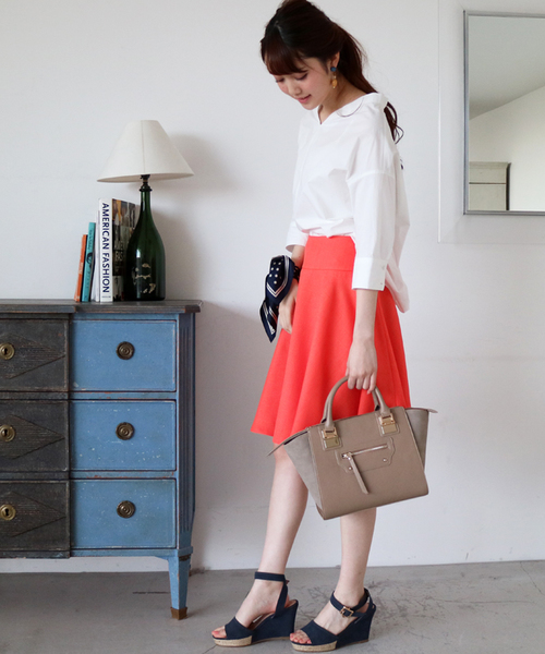 N.（N. Natural Beauty Basic）（エヌエヌナチュラルビューティーベーシック）の「【追加生産】メタルポイントショルダーバッグ（トートバッグ・レディース・ブラック/グレー系その他/ホワイト・ﾌﾘ-）」の5枚目の写真