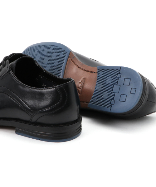 Clarks(クラークス)の「Prangley Walk / プラングリーウォーク (ブラックレザー)(ドレスシューズ・メンズ・ブラック・8.5/8/10/9/11/10.5/9.5/7.5/7/6/6.5/12)」の7枚目の写真
