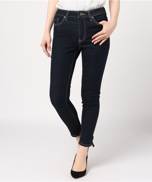 Honeys（ハニーズ）の「スリムデニムスキニーパンツ６４丈（デニムパンツ・レディース・ライトブルー/ワンウォッシュ・S/L/SS/LL/M）」の2枚目の写真