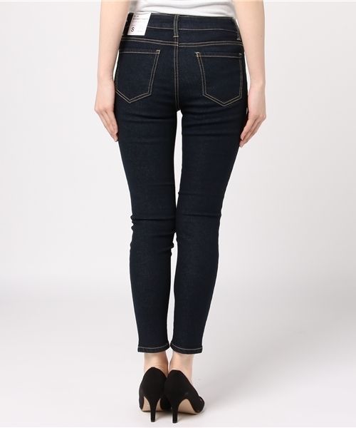 Honeys（ハニーズ）の「スリムデニムスキニーパンツ６４丈（デニムパンツ・レディース・ライトブルー/ワンウォッシュ・S/L/SS/LL/M）」の5枚目の写真