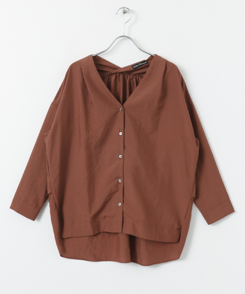 URBAN RESEARCH(アーバンリサーチ)の「エアリーブロードVネックシャツ(シャツ/ブラウス・レディース・ブラック/ブラウン/オフホワイト/キャメル/ベージュ系その他・FREE)」の22枚目の写真