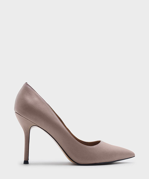 CHARLES & KEITH(チャールズ & キース)の「ベーシックポインテッドパンプス / BASIC POINTED PUMPS(パンプス・レディース・ブラック/ブラウン系その他/ライトベージュ・23cm/22.5cm/23.5cm/25.5cm/25cm/24.5cm)」の3枚目の写真