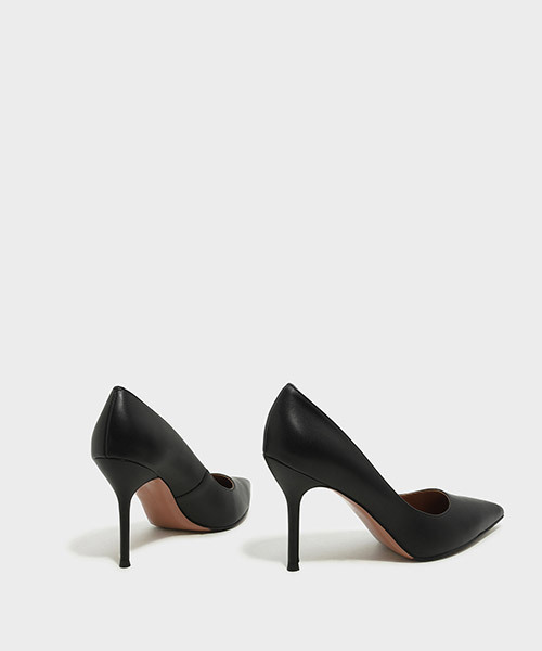 CHARLES & KEITH(チャールズ & キース)の「ベーシックポインテッドパンプス / BASIC POINTED PUMPS(パンプス・レディース・ブラック/ブラウン系その他/ライトベージュ・23cm/22.5cm/23.5cm/25.5cm/25cm/24.5cm)」の6枚目の写真