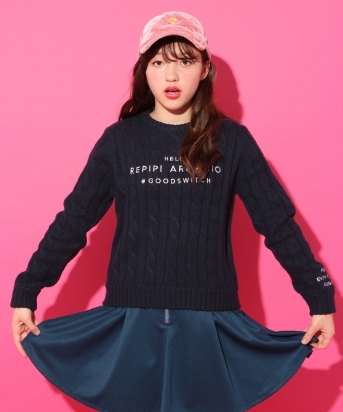 repipi armario（レピピ アルマリオ）の「ＡＩＲヤーン７Ｇケーブルニット（ニット/セーター・キッズ・ホワイト/イエロー/ネイビー/レッド/ライトパープル/ライトイエロー/ライトブルー・MEDIUM/SMALL/LARGE/X-SMALL）」の4枚目の写真