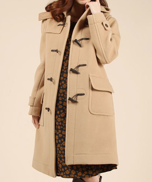 LONDON TRADITION(ロンドントラディション)の「LONDON Tradition / ウールダッフルコート(ダッフルコート・レディース・オフホワイト/ネイビー/キャメル/グレイッシュベージュ/オレンジ/ブラック・36/38)」の5枚目の写真