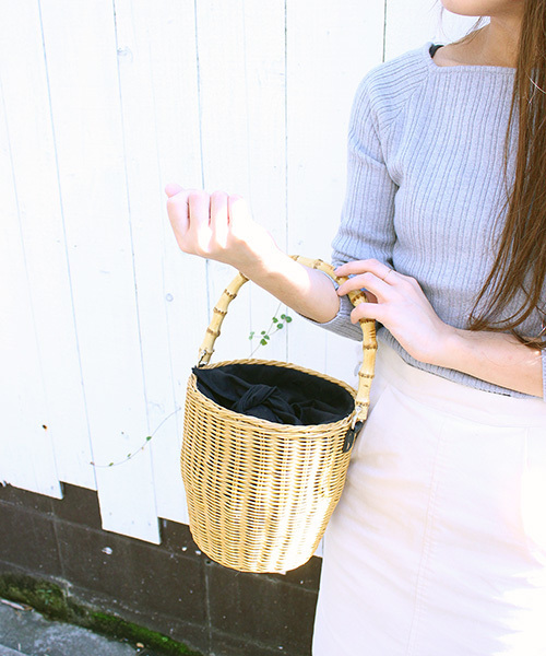 le.coeur blanc（ルクールブラン）の「【WEB限定PRICE】バンブーハンドルラタンバスケット（かごバッグ・レディース・ベージュ・FREE）」の5枚目の写真