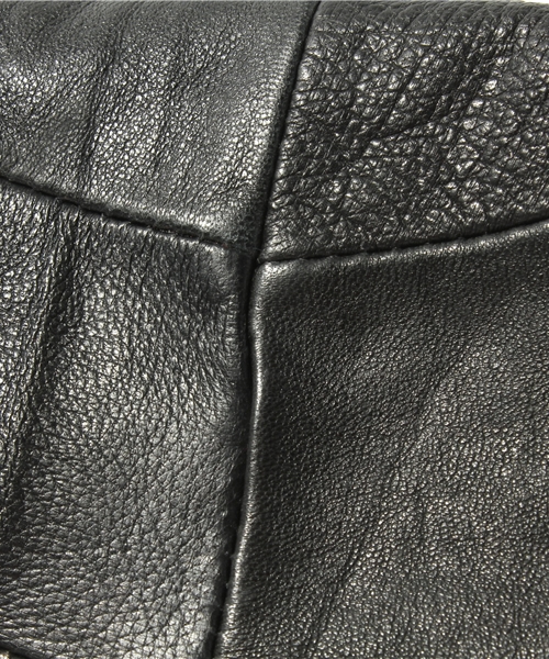 ROSE BUD（ローズバッド）の「R-1501 2WAY HANDLE SMALL HANDBAG（ハンドバッグ・レディース・ブラック/ベージュ/レッド・ONE SIZE）」の5枚目の写真