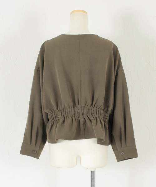 titivate(ティティベイト)の「バックフリルジャケット/ブラウス(テーラードジャケット・レディース・ブラック/ネイビー/カーキ/ライトベージュ・FREE)」の11枚目の写真