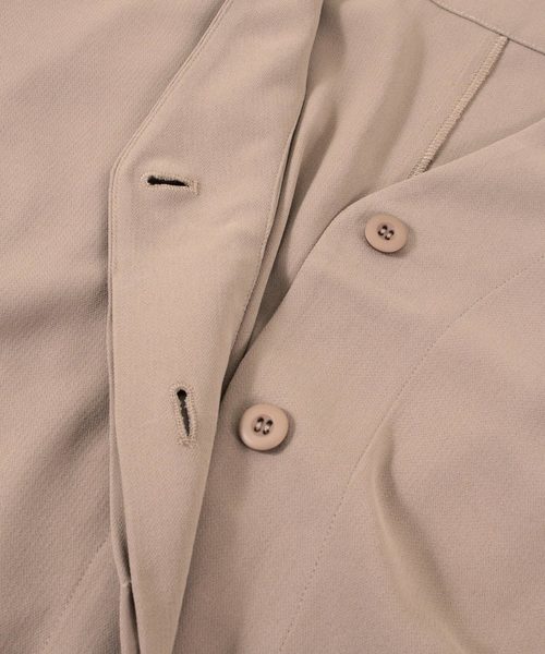 titivate(ティティベイト)の「バックフリルジャケット/ブラウス(テーラードジャケット・レディース・ブラック/ネイビー/カーキ/ライトベージュ・FREE)」の13枚目の写真