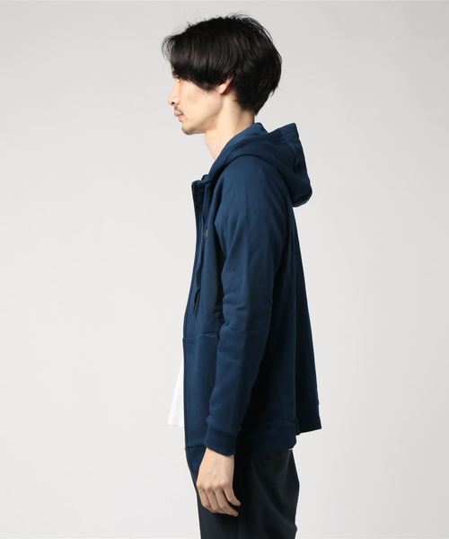 UNDER ARMOUR（アンダーアーマー）の「UAライバルフリースフルジップフーディー(ライフスタイル/パーカー/MEN)[1320737]【セットアップ対応商品】（パーカー・メンズ・ライトグレー/ブラック/ダークインディゴブルー/カーキ/ヘザーグレー/チャコールグレー/コバルトブルー・XXL/MD/SM/LG/XL）」の22枚目の写真