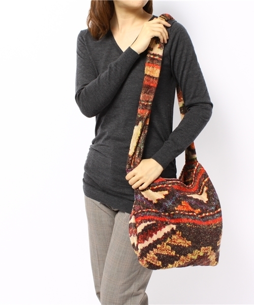 Free Peddler Market(フリーペドラーマーケット)の「Fresco Towels メッセンジャーBag(メッセンジャーバッグ・レディース・A/B/C/F/D・FREE)」の10枚目の写真