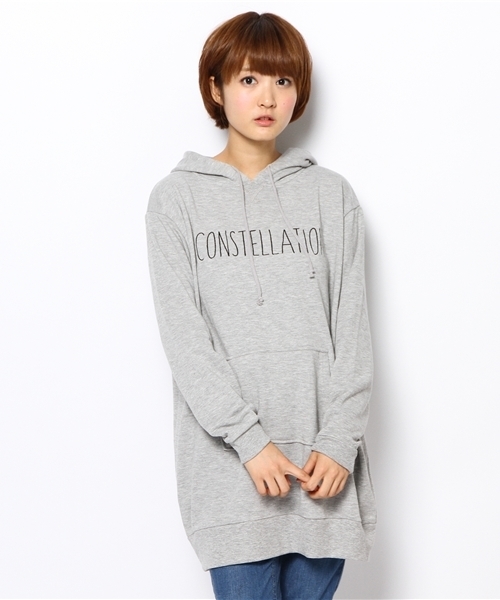 one after another NICE CLAUP(ワンアフターアナザーナイスクラップ)の「【ナイスクラップ】裏毛パーカー(Tシャツ/カットソー・レディース・ブルー/ブラック/グレー/ボルドー・FREE)」の3枚目の写真