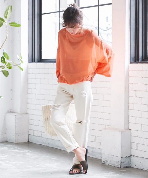 KOBE LETTUCE(コウベレタス)の「ドロストコード付きドルマンスリーブシアートップス(Tシャツ/カットソー・レディース・オレンジ/オフホワイト/ブラック/カーキ・FREE)」の5枚目の写真