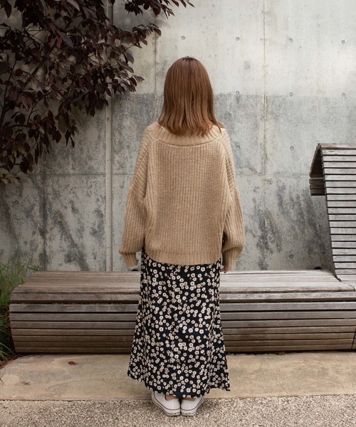 flower（フラワー）の「トゥインクルニットカーディガン（カーディガン/ボレロ・レディース・ベージュ/ブルー・FREE）」の10枚目の写真