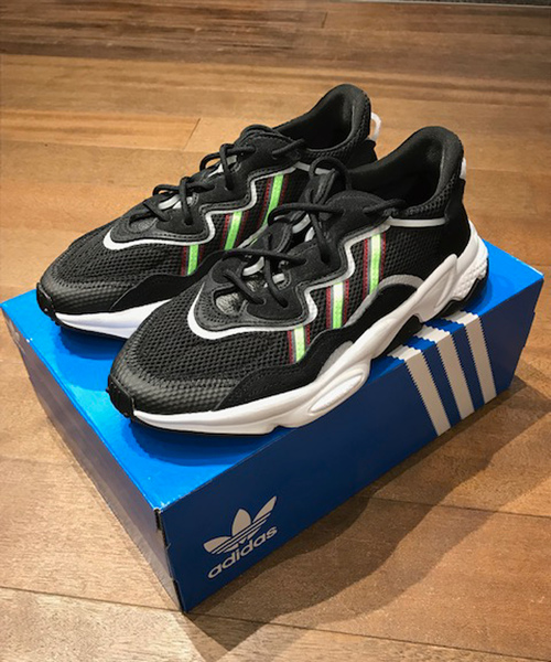 adidas Originals（アディダスオリジナルス）の「adidas