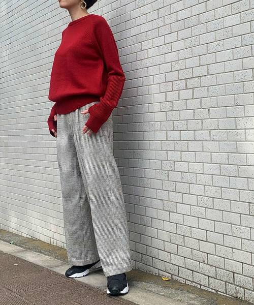 Munich(ミューニック)の「アームウォーマープルオーバーニット(ニット/セーター・レディース・ネイビー/グレー/レッド/アイボリー・FREE)」の5枚目の写真