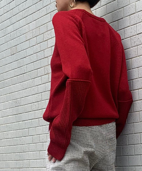 Munich(ミューニック)の「アームウォーマープルオーバーニット(ニット/セーター・レディース・ネイビー/グレー/レッド/アイボリー・FREE)」の7枚目の写真