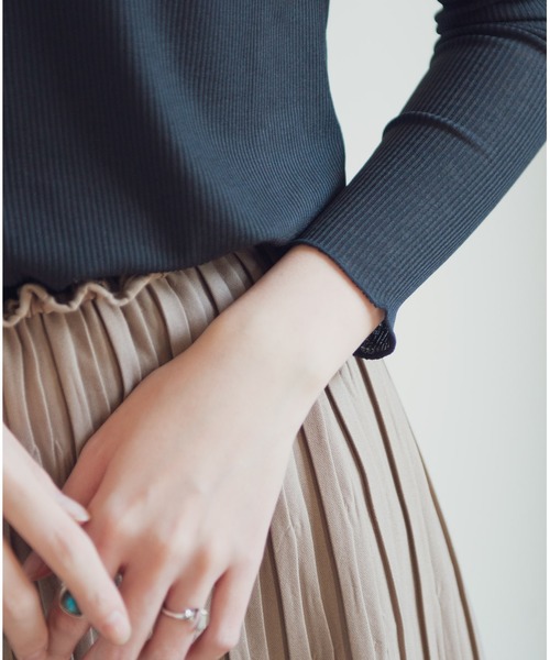 Aunt Marie's（アントマリーズ）の「AUNT MARIE'S メロウリブロングスリーブカットソー（Tシャツ/カットソー・レディース・ブラック/パープル/ブラウン/ベージュ・FREE）」の22枚目の写真