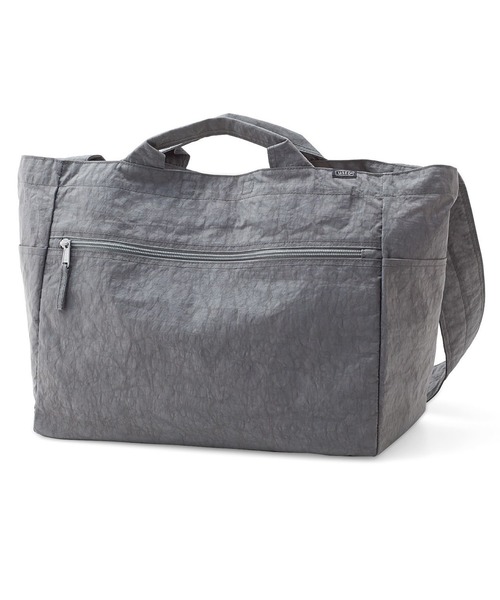 mayuNOMADIS グレーナイロン ショルダーバッグ 新品 mayuNOMADIS グレーナイロン ショルダーバッグ 新品 ナイロン