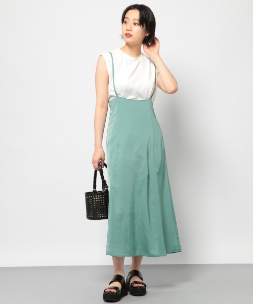 PAGEBOY(ページボーイ)の「サス付セミフレアスカート(スカート・レディース・ブラック/グリーン/グレイッシュベージュ・FREE)」の9枚目の写真