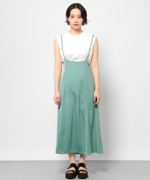 PAGEBOY(ページボーイ)の「サス付セミフレアスカート(スカート・レディース・ブラック/グリーン/グレイッシュベージュ・FREE)」の10枚目の写真