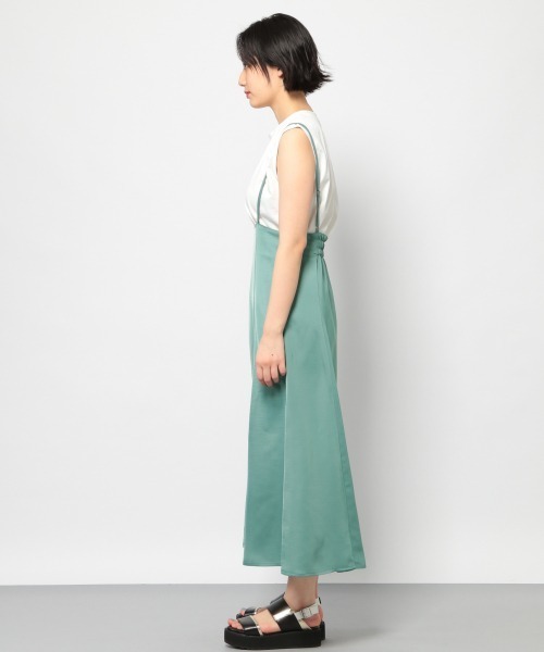 PAGEBOY(ページボーイ)の「サス付セミフレアスカート(スカート・レディース・ブラック/グリーン/グレイッシュベージュ・FREE)」の11枚目の写真